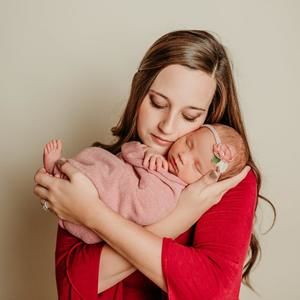 Meet your Posher, Dakota